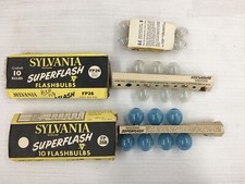 old SYLVANIA Superflash FP26  FP26B  6 Camera Flash Bulbs - Lot of 17 - NOS