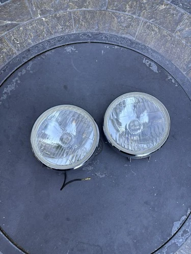 2 Vtg IPF AUXILIARY LIGHT PART No.616 HALOGEN  LIGHT / FOG LAMPS