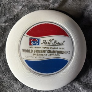WHAM-O FRISBEE 1975 ROSE BOWL DISC WORLD CHAMPIONSHIP PEPSI