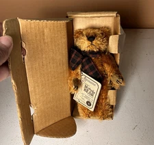 Vintage BOYDS The Mohair Bear Collection 1997 Adams F. Bearington #590080-08 Box