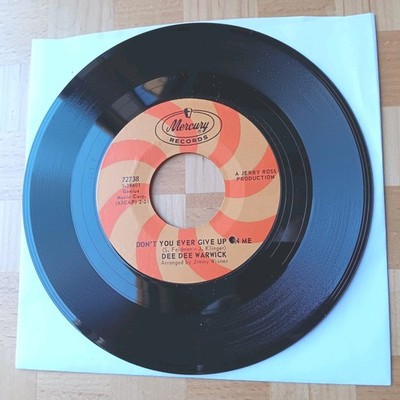 45rpm, Dee Dee Warwick, Don't You Ever Give Up On Me/We've Got Every, 1967, EX+