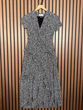 New Elie Tahari Dress 6 Womens White Black 100% Silk Ruffled Trim Geometric