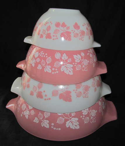 4 Pyrex Pink and White Gooseberry Cinderella Stacking Mixing Bowls Complete Set