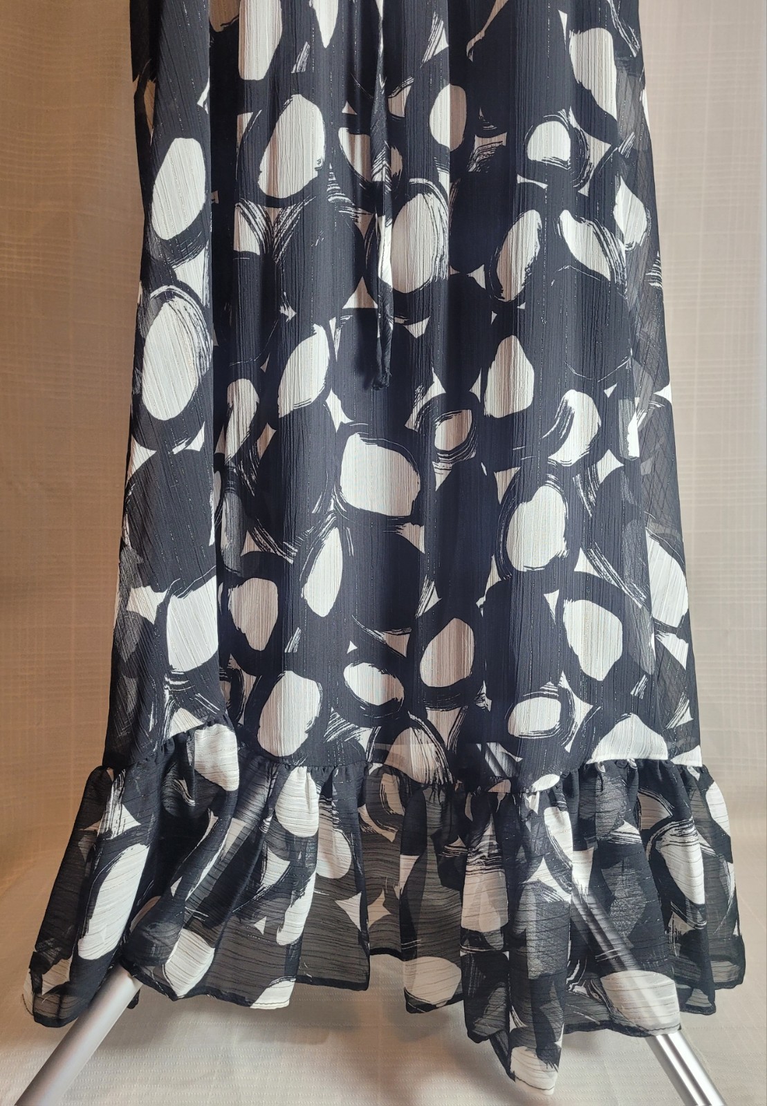 Never Worn. Calvin Klein Black-White Dress. Size 10. Retails For$139. Has Tags thumbnail 4