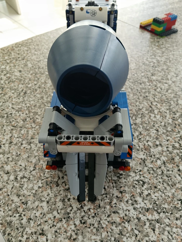 LEGO Technic 42112 Cement Mixer, photo 4 sur 5