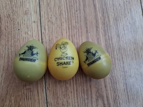 Vintage Chicken & Thunder Shakes Mini Egg Maraca Mini Sound Maker Taiwan