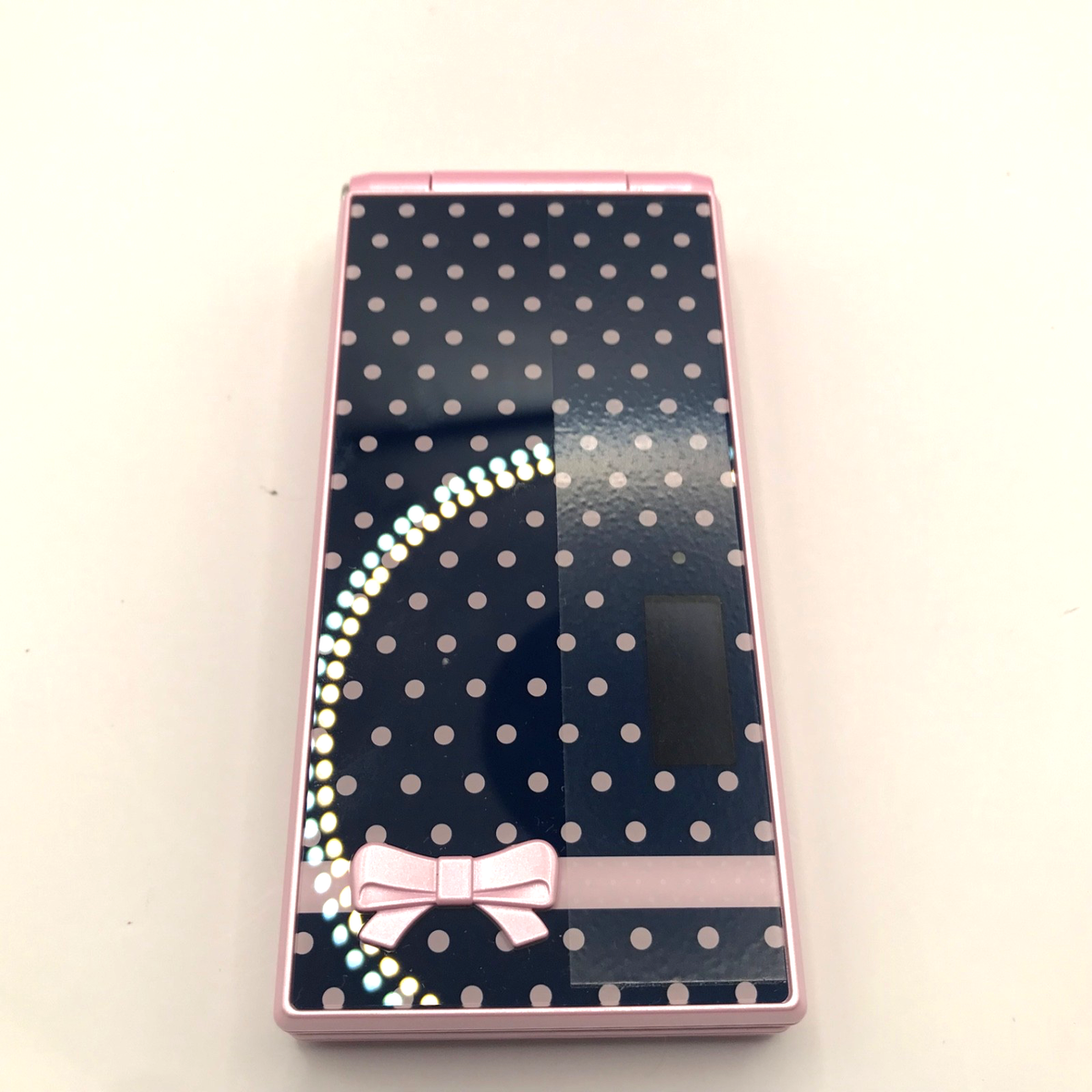 DOCOMO FUJITSU F-06D NICOLA GIRLS FLIP PHONE COLLECTORS ITEM NEW