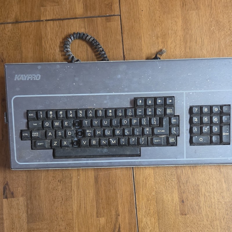 Kaypro Wired Standalone Keyboard Gray Black English QWERTY (Standard)