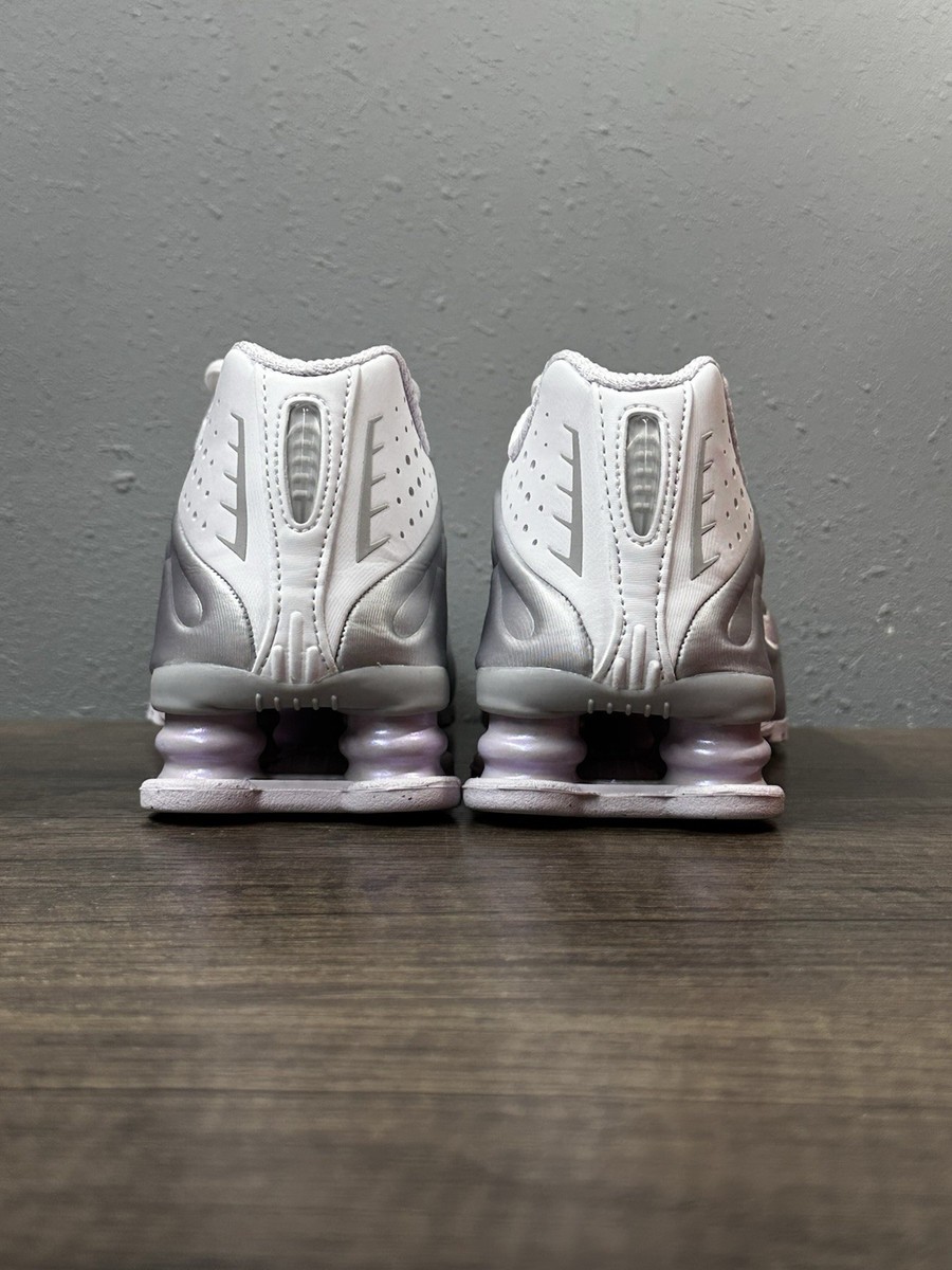 Nike Shox R4 Platinum Barely Grape HF5076-100 Women's Size 6 | eBay