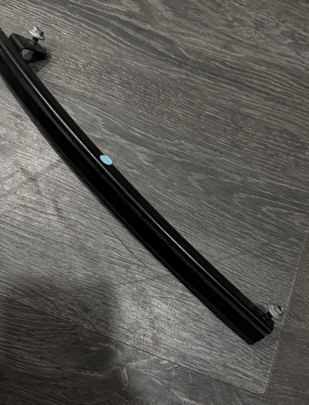 2015-22 LAMBORGHINI HURACAN Right RH DOOR REAR WINDOW GLASS TRACK GUIDE