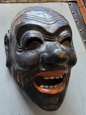 ANTIQUE JAPANESE SIGNED MASK PAINTING CARVING THEATRE MAN MEN FACE HEAD RELIC