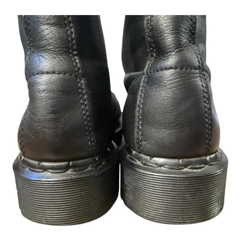 Dr Martens 10 Eye Cap Toe Platform 10934 Combat Boot Women US Size 10 - Image 4 of 4