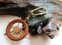 SchlüSselanhäNger Maritim Steuerrad Ca. 11 X Ø 6 Cm Holz Und Messing