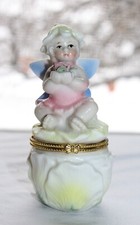 Tooth Fairy Hinged Trinket Dish Beautiful Floral Design 4.75"