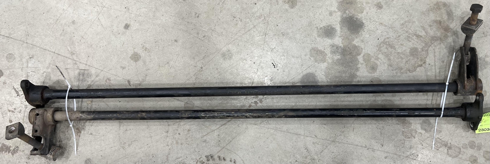 95 02 Isuzu Trooper Torsion Bars Left and Right OEM 8970393130