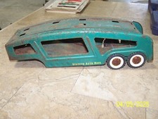Vintage Pressed Steel Structo Auto Haul Car Hauling Trailer