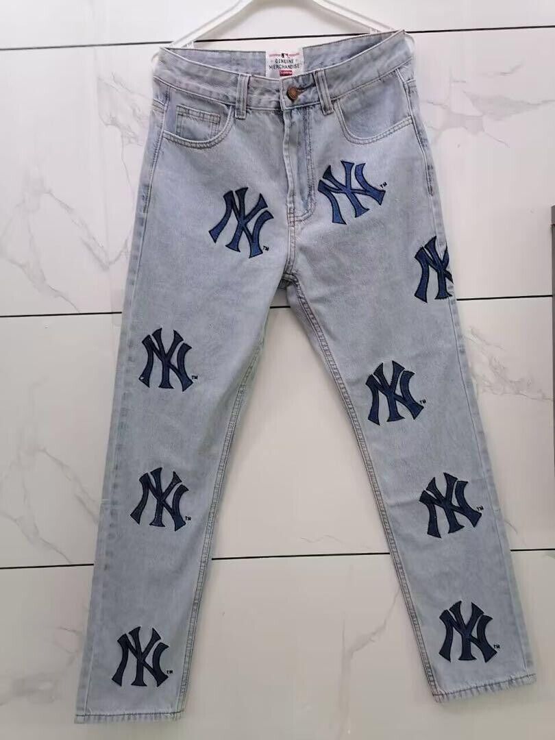 Supreme New York Yankees Blue Regular Jeans Logo All-over Supreme New York Yankees Blue Regular Jeans Logo All-over