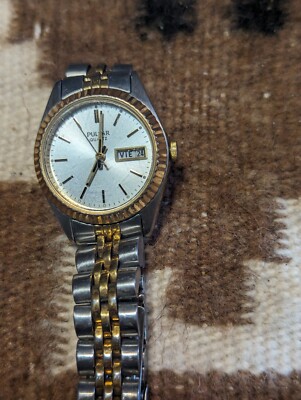 Pulsar Ladies Watch. Two Tone Bracelet. Quartz. 7'' long. Good Pre-owned 
