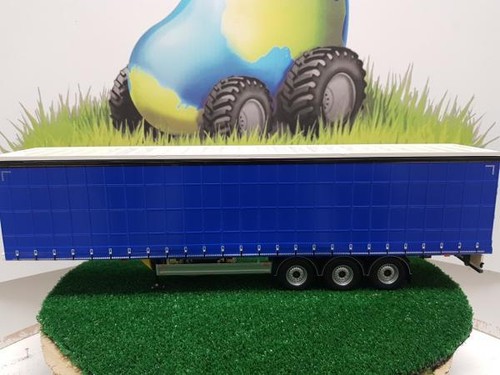 Semi-Remorque Pacton 3 Essieux Avec Bâches CLAAS - Marge Models Échelle 1/32