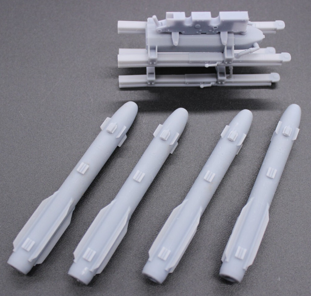 Custom AGM114 Hellfire Missile Launcher For 1:18 BBI AH-64 Apache Helicopter (1)