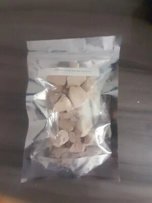 Edible clay calaba clay, shile, calaba stone, Kaolin 200g( Cameroom Clay)