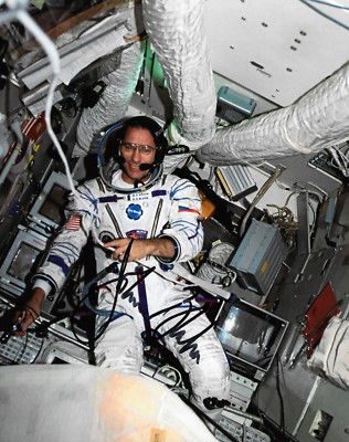 NASA Astronaut STS-79 STS-81 MIR Sokol Suit John Blaha Signed Autograph 