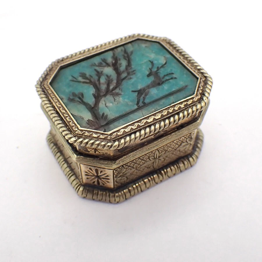 Vintage Pill Boxes Antiques