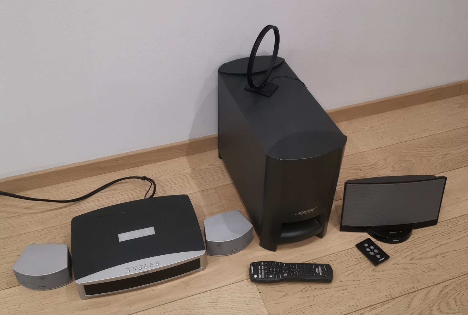 BOSE MEDIA CENTER colore nero in ottimo stato