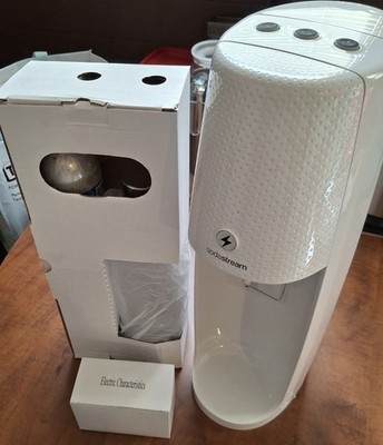 SodaStream One-Touch Comes With Power Cord, Bottle &  New CO2 Canister