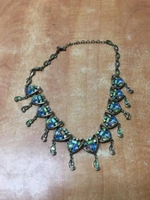 Vintage Sweet Romance Cabochon rhinestone Fringe  gold tone Necklace READ