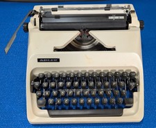 Adler J2 Portable Typewriter (Circa 1975) – Working – With Case – Original Owner thumbnail