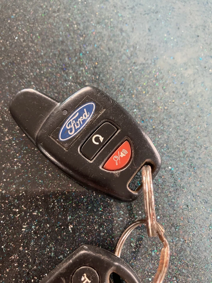 Ford Transit Key And Key Fob - Image 2 of 4