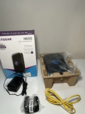 NETGEAR N600 Dual Band WiFi Router 300Mbps WNDR3400V3. Open Box