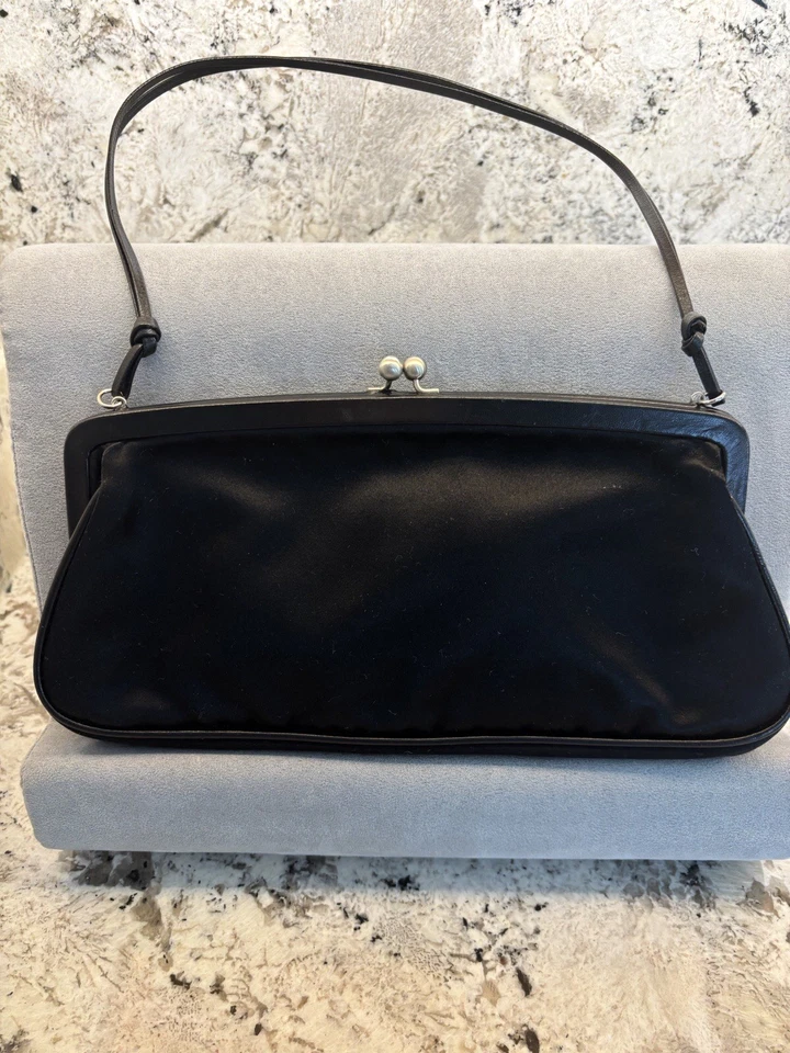 bolsos prada auténticos usados Foto 2 de 4