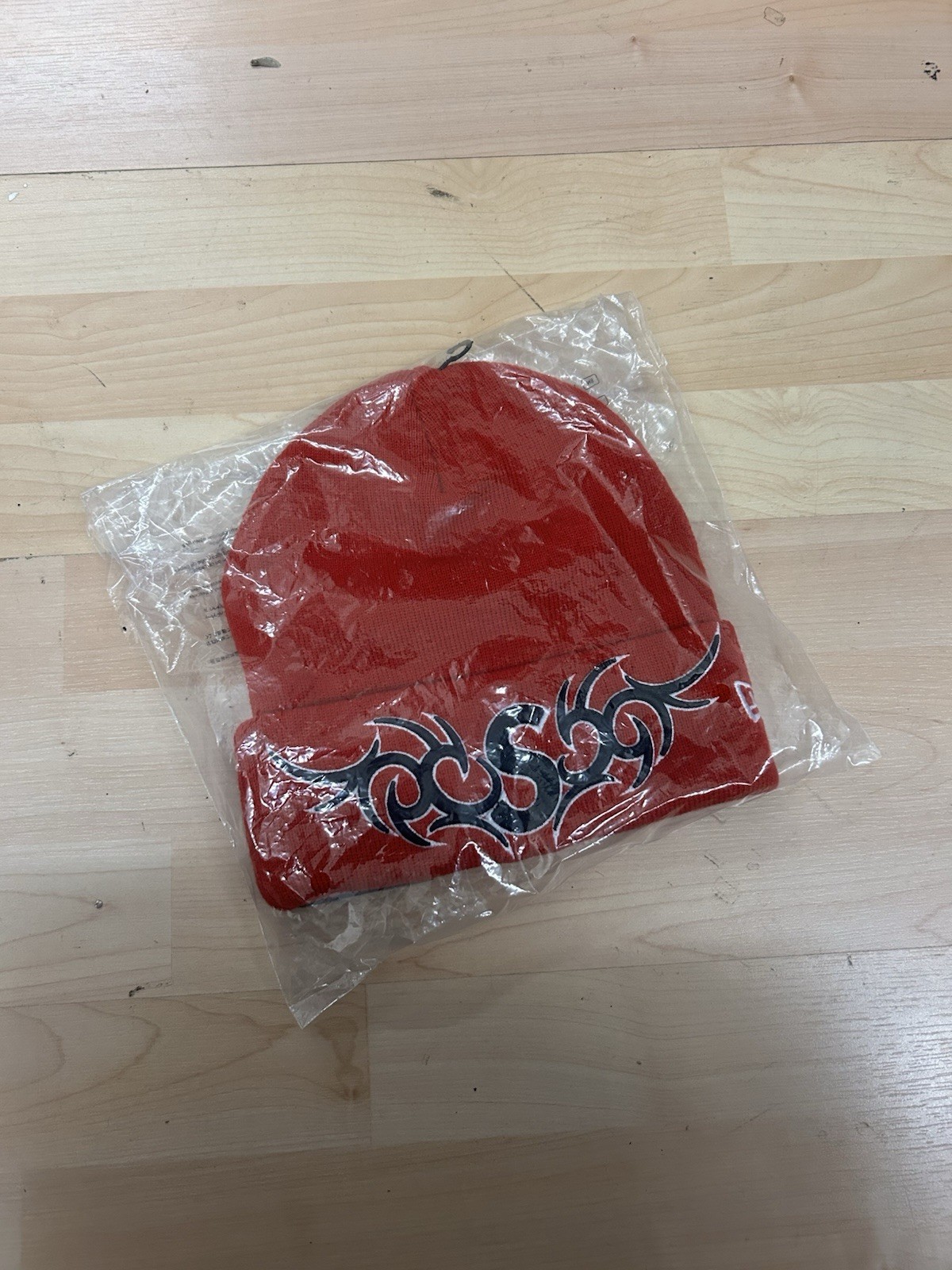 Supreme FW25 New Era Acrylic Tribal S Logo Beanie Red One Size New IN HAND