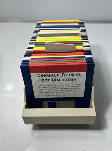 3.5 Floppy Disc Lot Of 41 discs Apple Macintosh Games, Programs, Educational