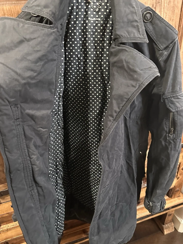 Chaqueta Abrigo Levi’s Negra Hombre XL, Estilo Utilitario Militar con 10 Parches Peso Pesado Foto 3 de 4