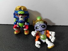 Moose Toys Treasure X Aliens mini action figures