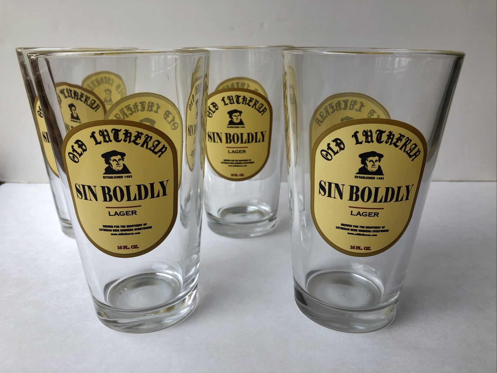 4 VINTAGE GLASS "OLD LUTHERAN" "SIN BOLDLY" LAGER 16 FL. OZ. PINT BEER