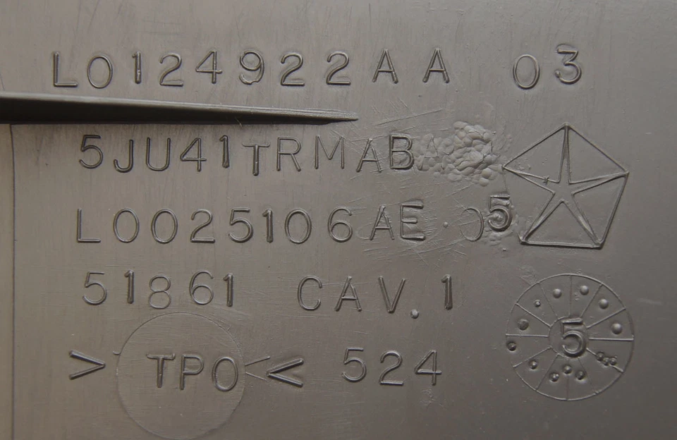 Dodge Ram 2006-2007 portavasos panel de eliminación caqui oscuro nuevo OEM 1HB64ZJ8AA Foto 2 de 4