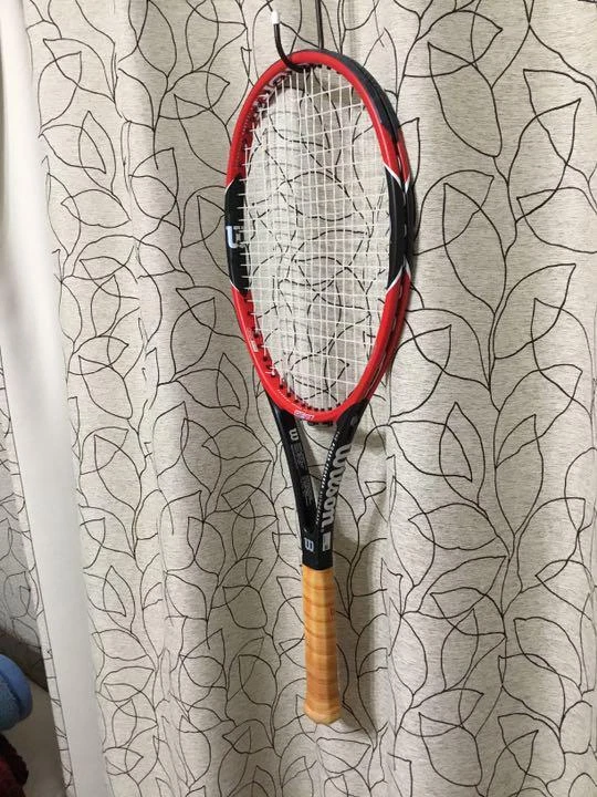 Wilson Pro staff RF97 Autograph G3 4 3/8 tennis racket frame thickness 21.5mm