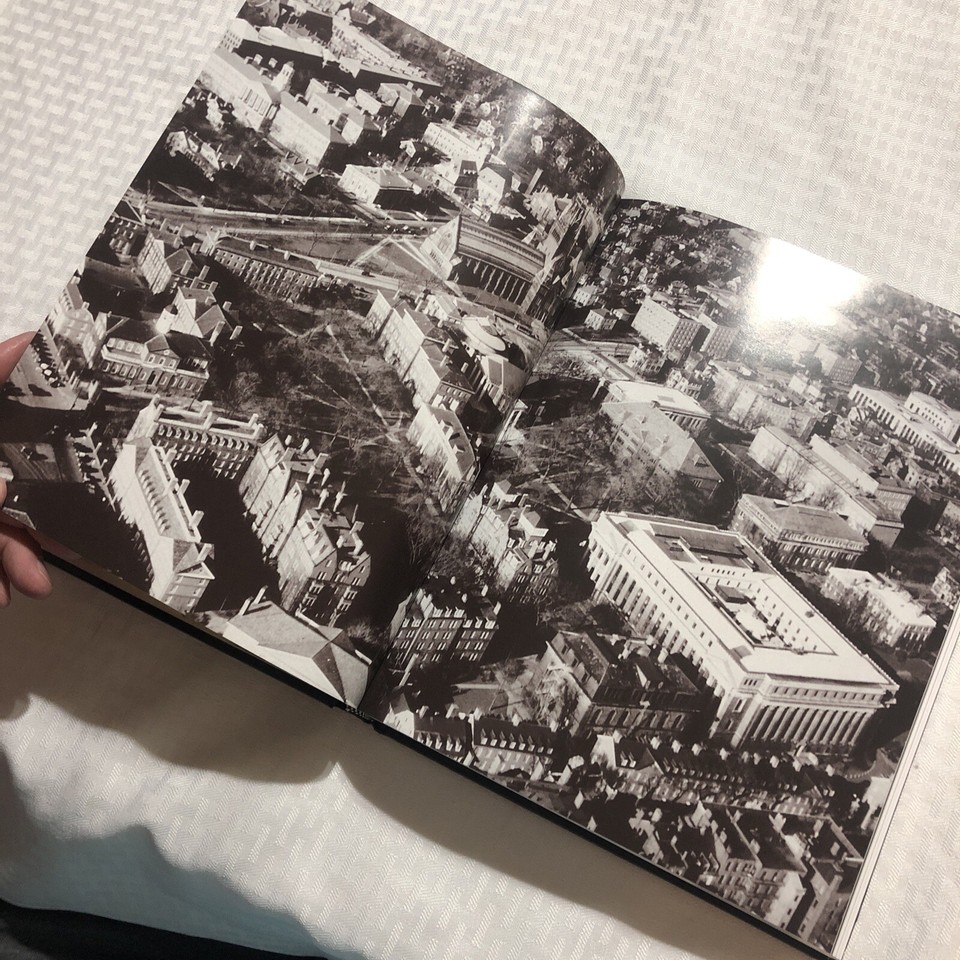 2004 HARVARD UNIVERSITY YEARBOOK TYLER CAMERON WINKLEVOSS GEMINI CRYPTO