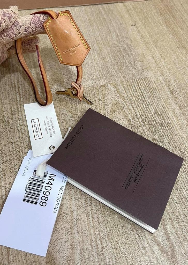 100% AUTHENTIC LIMITED EDITION LOUIS VUITTON MONOGRAM LOCKIT