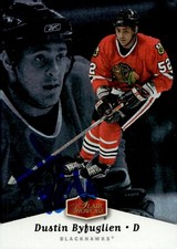 Dustin Byfuglien - Signed 2006-07 Fleer Flair Showcase Rookie Card #26