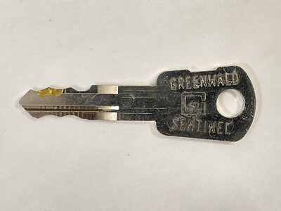 GI GREENWALD SENTINEL SD9 KEY  Vending Laundry Machine cabinet coin box