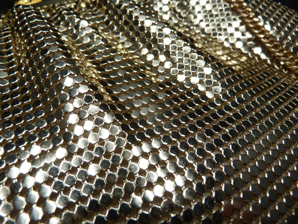 Cartera de noche vintage de malla metálica dorada Whiting & Davis con cierre de joya, excelente Foto 3 de 4