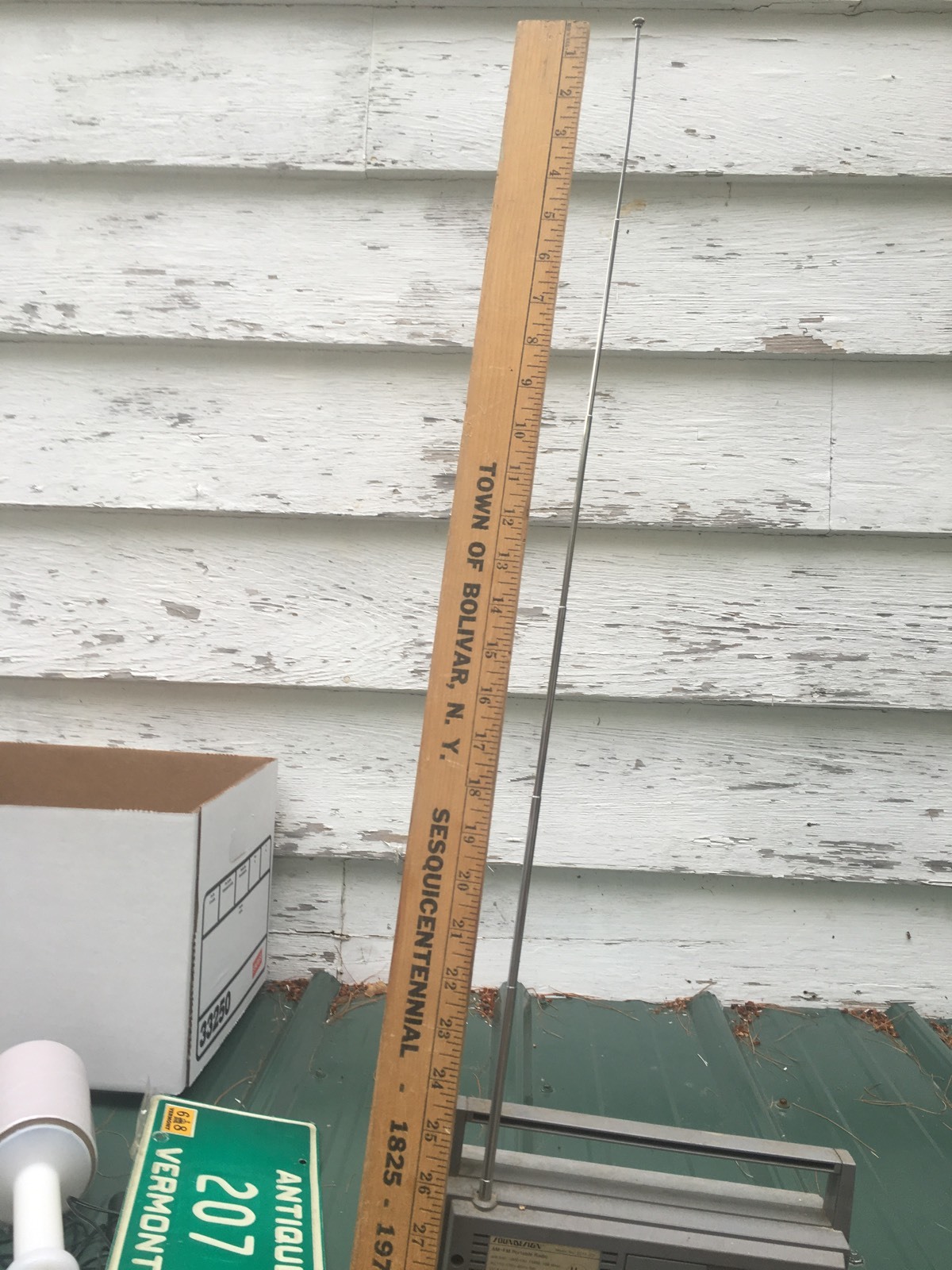 VTG PORTABLE Soundesign Transistor Radio Model No. 2277-D 4C Battery AC AM/FM HK