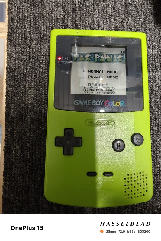 Nintendo Game Boy Color Kiwi Handheld System With PAC Panic Like Tetris All Work