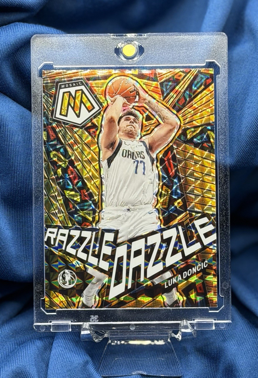 2022-23 Luka Doncic Pristine GOLD Mosaic - Razzle Dazzle - SSP - Case Hit