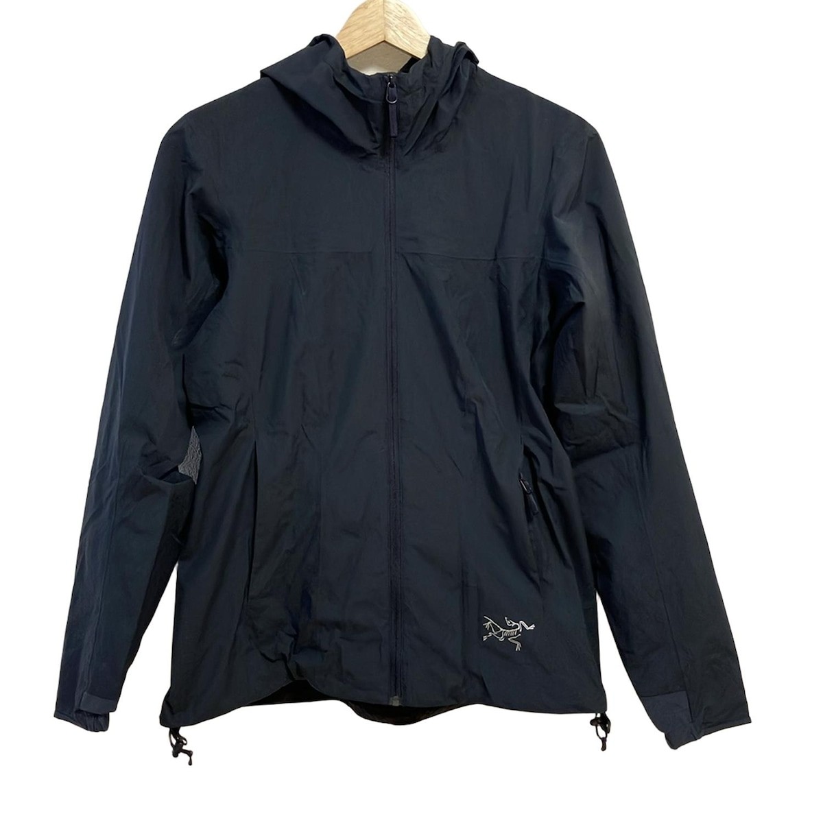 Auth ARC'TERYX Giacca leggera da donna blu scuro